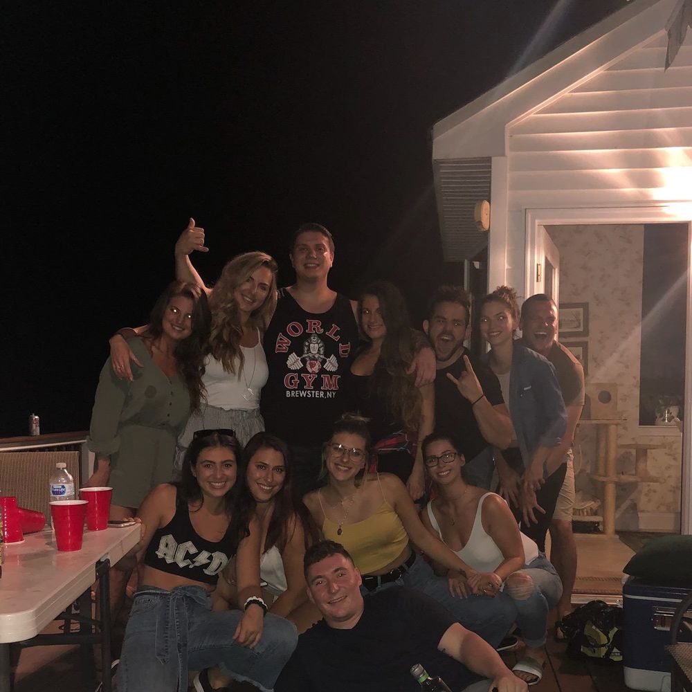 Meet your Posher, Adam